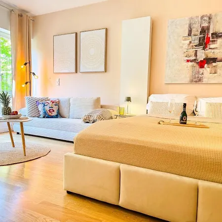 Apartment Zentrales Wohlfuehlapartment Nahe Dem Hofgarten *